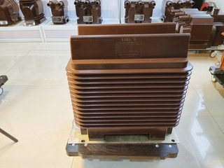  Трансформатор тока высокого напряжения 36 кВ LZZBJ9-36/250W2G1
